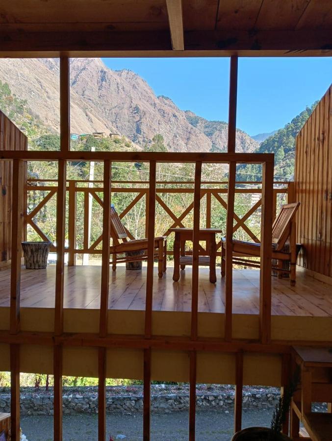Rrr Resorts Tirthan Valley By Rrr Hotels & Resorts Banjār 外观 照片